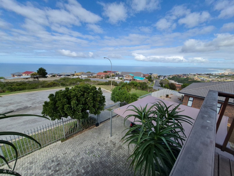 7 Bedroom Property for Sale in Dana Bay Western Cape